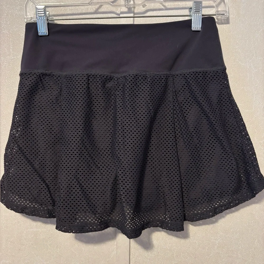 Mono B | Charcoal Mesh Skirt with Built-in Shorts | Size Small